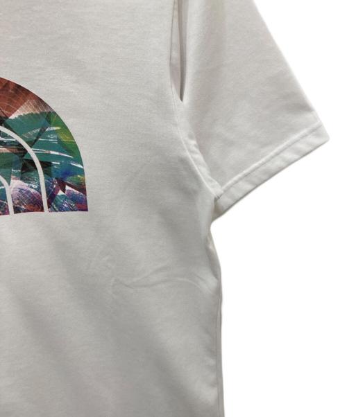THE NORTH FACE（ザ ノース フェイス）THE NORTH FACE (ザ ノース フェイス) igital Logo Tee ホワイト サイズ:Ｌ 未使用品の古着・服飾アイテム