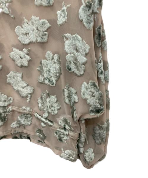 CLANE（クラネ）CLANE (クラネ) FLOWER JACQUARD TOPS カーキ サイズ:1 未使用品の古着・服飾アイテム