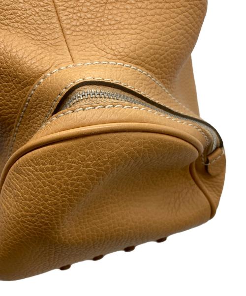 TOD'S（トッズ）TOD'S (トッズ) レザーハンドバッグ ベージュの古着・服飾アイテム