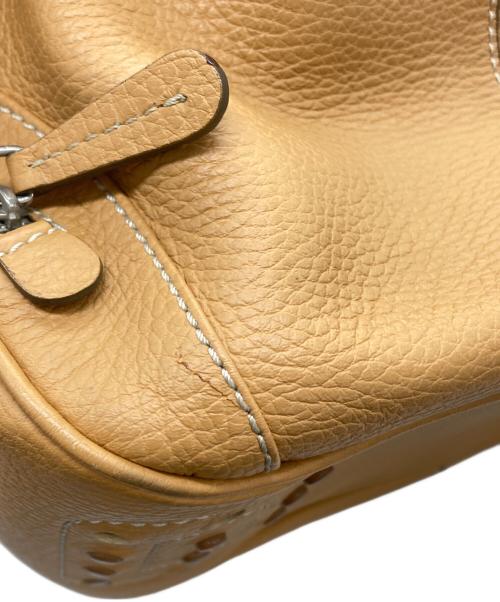 TOD'S（トッズ）TOD'S (トッズ) レザーハンドバッグ ベージュの古着・服飾アイテム
