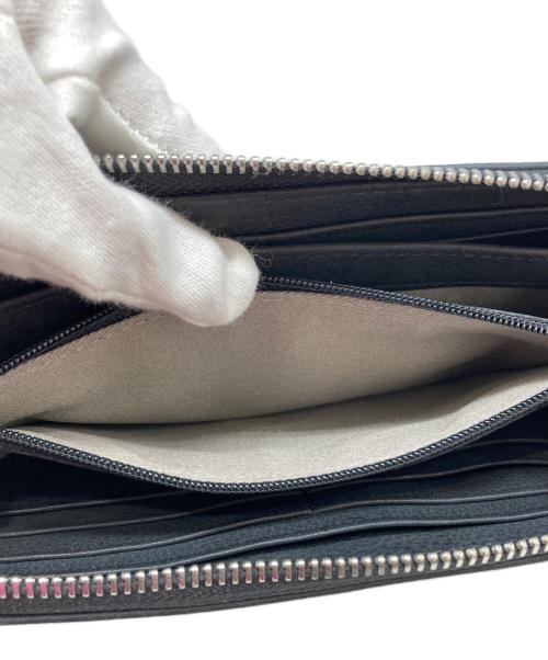 UGG（アグ）UGG (アグ) CLASSIC ZIP AROUND WALLET（クラシックジップアラウンドウォレット） ブラックの古着・服飾アイテム
