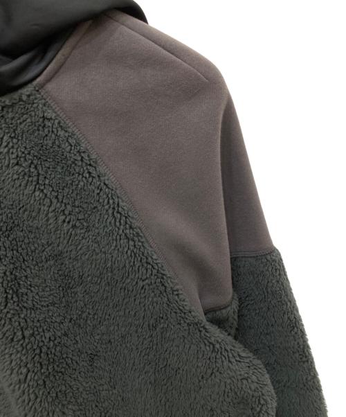 UGG（アグ）UGG (アグ) Carrabella UGGfluff Jacket ブラック サイズ:Mの古着・服飾アイテム