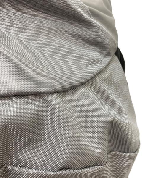 ARC'TERYX（アークテリクス）ARC'TERYX (アークテリクス) MANTIS 26L BACKPACK グレーの古着・服飾アイテム