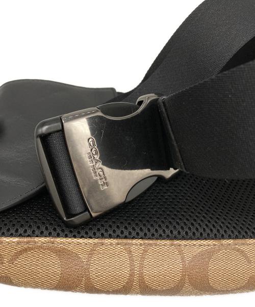 COACH（コーチ）COACH (コーチ) STAR WARS (スターウォーズ) ショルダーバッグ ブラウンの古着・服飾アイテム