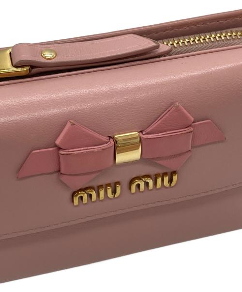 MIU MIU（ミュウミュウ）MIU MIU (ミュウミュウ) リボン三つ折り財布 ピンクの古着・服飾アイテム