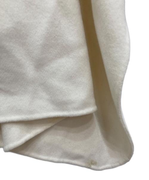 CELFORD（セルフォード）CELFORD (セルフォード) ファーポンチョコート ホワイト サイズ:Fの古着・服飾アイテム