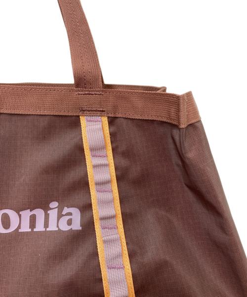 Patagonia（パタゴニア）Patagonia (パタゴニア) ブラックホール・トート 25L ボルドーの古着・服飾アイテム