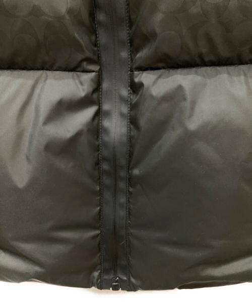 COACH（コーチ）COACH (コーチ) シグネチャー ダウンジャケット ブラック サイズ:Lの古着・服飾アイテム