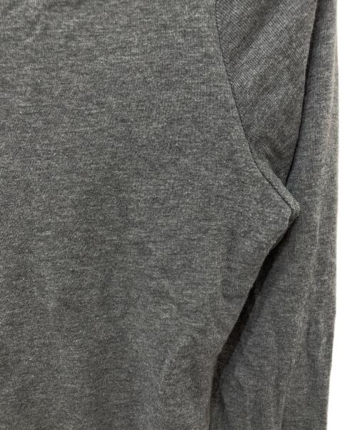 cygne（シーニュ）cygne (シーニュ) ショルダーオープンカットオフT Colas グレーの古着・服飾アイテム