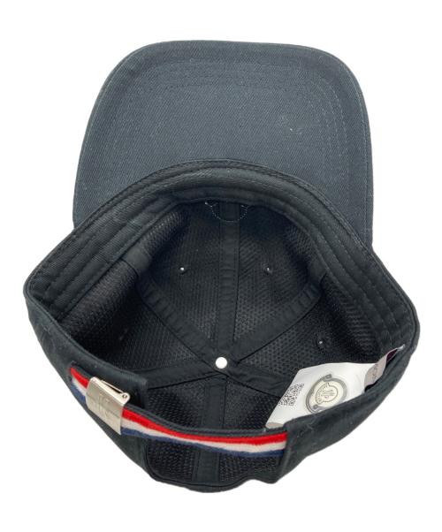 MONCLER（モンクレール）MONCLER (モンクレール) トリコロール ロゴ ワッペン ベースボール キャップ ブラックの古着・服飾アイテム