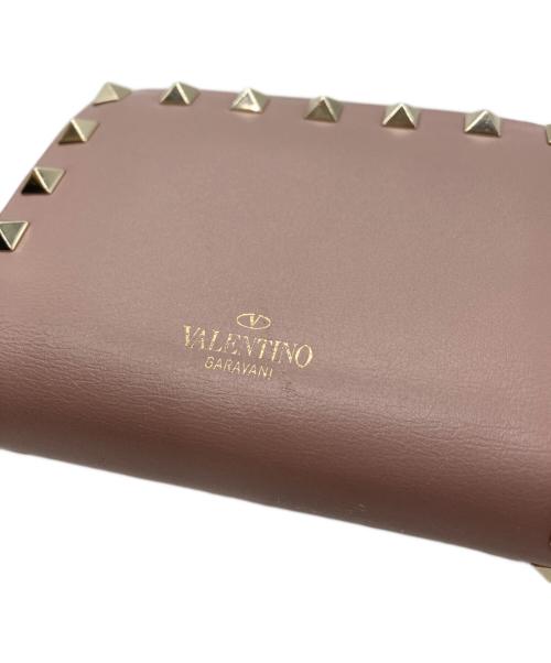 VALENTINO（ヴァレンティノ）VALENTINO (ヴァレンティノ) スタッズ2つ折り財布 ピンクの古着・服飾アイテム