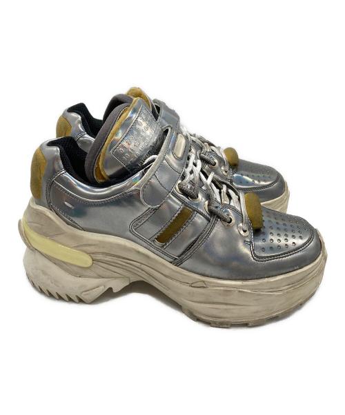 Maison Margiela（メゾンマルジェラ）Maison Margiela (メゾンマルジェラ) /RETRO FIT SNEAKER シルバー サイズ:37の古着・服飾アイテム