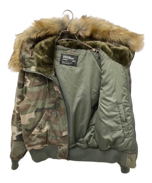 AVIREX（アヴィレックス）AVIREX (アヴィレックス) CAMOUFLAGE N-2B カーキ サイズ:Lの古着・服飾アイテム