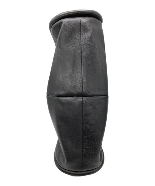 kawa-kawa（カワカワ）kawa-kawa (カワカワ) 半円型ハンドバッグ ブラックの古着・服飾アイテム