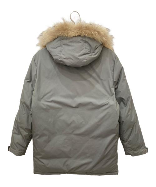 BURBERRY BLUE LABEL（バーバリー ブルー レーベル）BURBERRY BLUE LABEL (バーバリー ブルー レーベル) 裏ノヴァチェックダウンジャケット カーキ サイズ:Mの古着・服飾アイテム