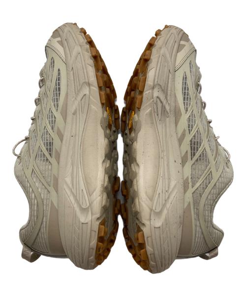 HOKAONEONE（ホカオネオネ）HOKAONEONE (ホカオネオネ) MAFATE THREE2 GRID JP ベージュ サイズ:27.5の古着・服飾アイテム