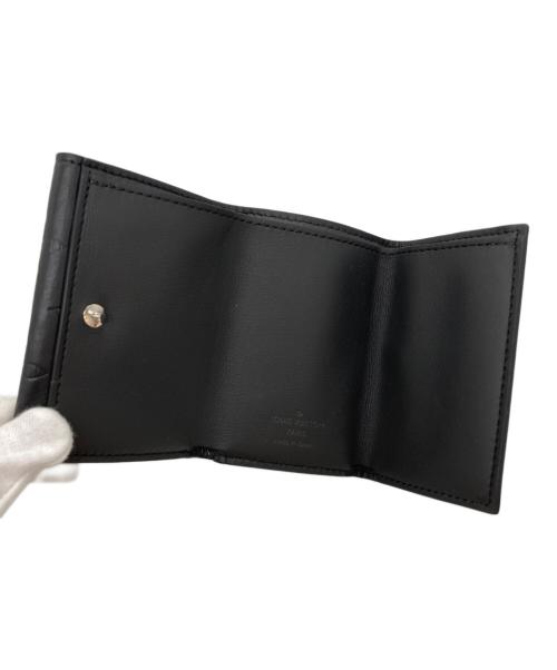LOUIS VUITTON（ルイ ヴィトン）LOUIS VUITTON (ルイ ヴィトン) ディスカバリー コンパクトウォレット　モノグラムシャドウ ブラックの古着・服飾アイテム