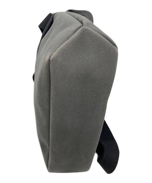 brady（ブレディ）Brady (ブレディ) フラップショルダーバッグ グレーの古着・服飾アイテム