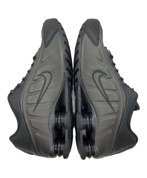 NIKE（ナイキ）NIKE (ナイキ) Shox R4 ブラック サイズ:28の古着・服飾アイテム