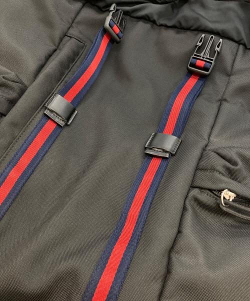 GUCCI（グッチ）GUCCI (グッチ) タイガーモチーフバックパック ブラックの古着・服飾アイテム