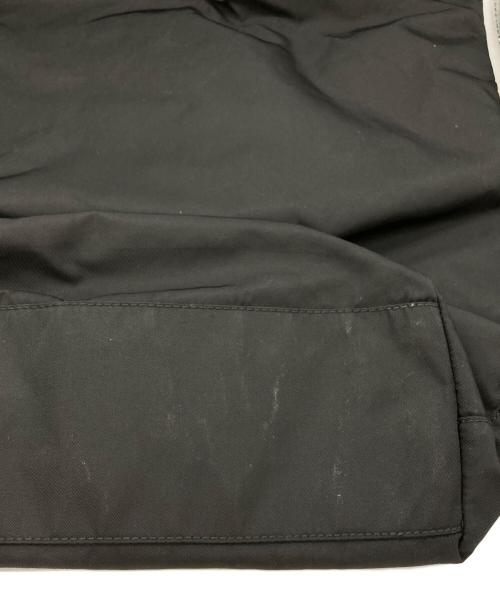PRADA（プラダ）PRADA (プラダ) 三角プレートトートバッグ ブラックの古着・服飾アイテム