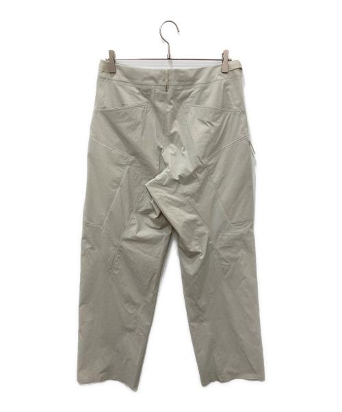 ARC'TERYX VEILANCE（アークテリクスヴェイランス）ARC'TERYX VEILANCE (アークテリクスヴェイランス) SPERE LT CARGO PANT ベージュ サイズ:30の古着・服飾アイテム