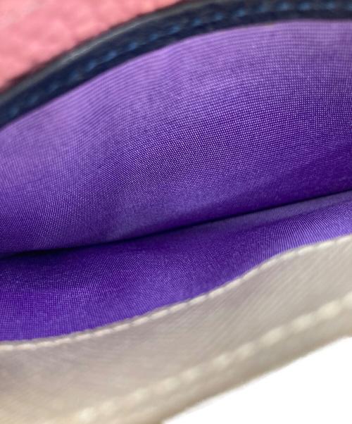 EAR（イア）EAR (イア) A.D.M.J. (エーディーエムジェイ) クロコ型押しカードケース ブラウンの古着・服飾アイテム