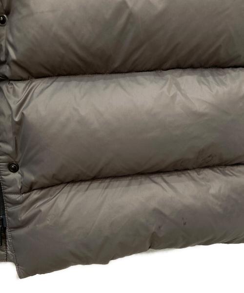 CANADA GOOSE（カナダグース）CANADA GOOSE (カナダグース) AROSA PARKA グレー サイズ:Mの古着・服飾アイテム