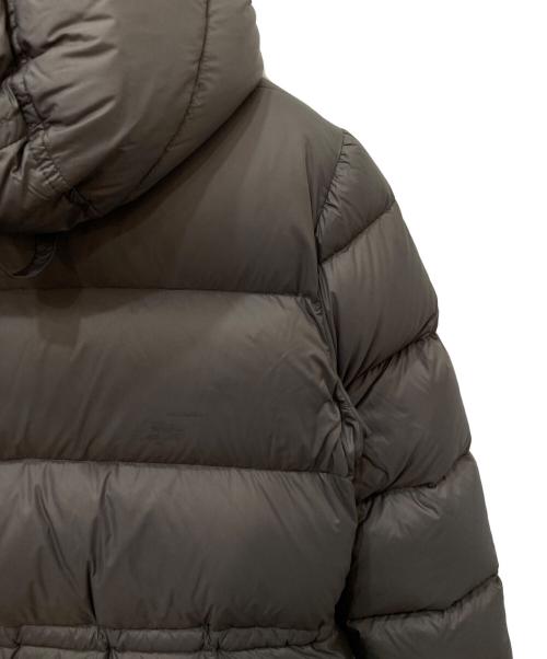 CANADA GOOSE（カナダグース）CANADA GOOSE (カナダグース) AROSA PARKA グレー サイズ:Mの古着・服飾アイテム