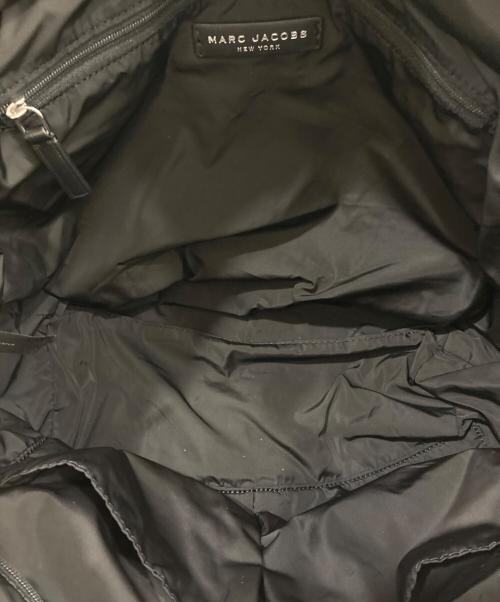 MARC JACOBS（マークジェイコブス）MARC JACOBS (マークジェイコブス) キルティングハンドバッグ ブラックの古着・服飾アイテム