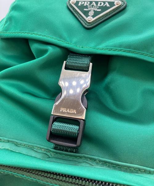 PRADA（プラダ）PRADA (プラダ) 三角プレートミニリュック グリーンの古着・服飾アイテム