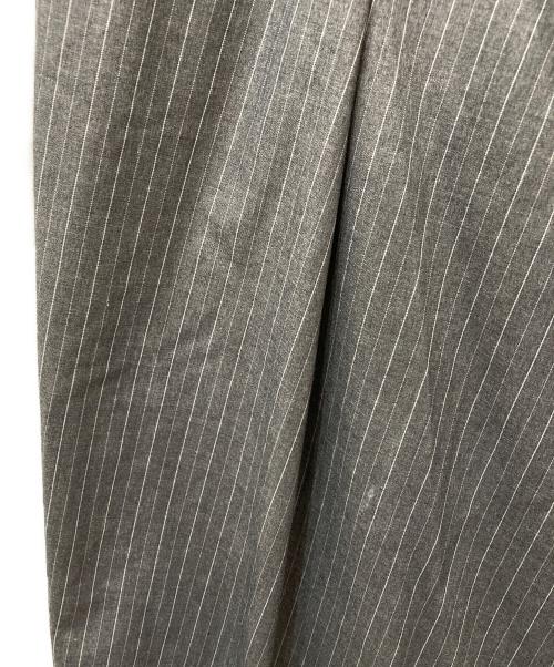 sulvam（サルバム）sulvam (サルバム) スラックス グレー サイズ:Mの古着・服飾アイテム