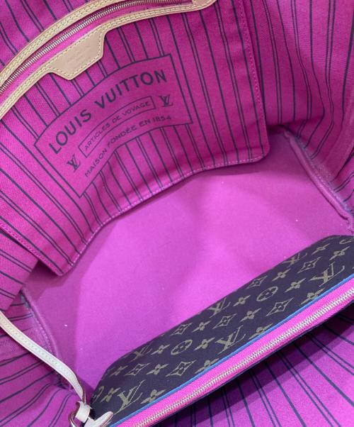 LOUIS VUITTON（ルイ ヴィトン）LOUIS VUITTON (ルイ ヴィトン) モノグラム　ネヴァーフルMM　トートバッグ フューシャの古着・服飾アイテム