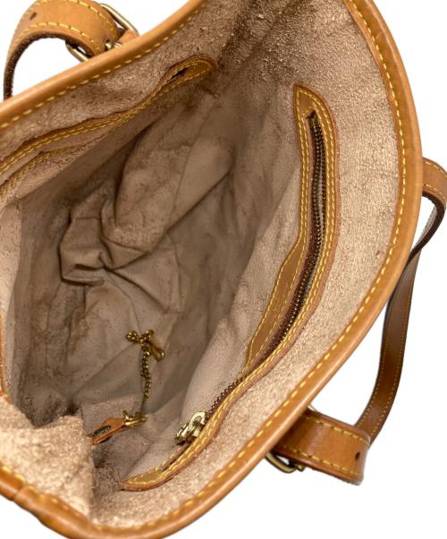 LOUIS VUITTON（ルイ ヴィトン）LOUIS VUITTON (ルイ ヴィトン) ショルダーバッグ　モノグラム バケットPM　　 ブラウン・ベージュの古着・服飾アイテム