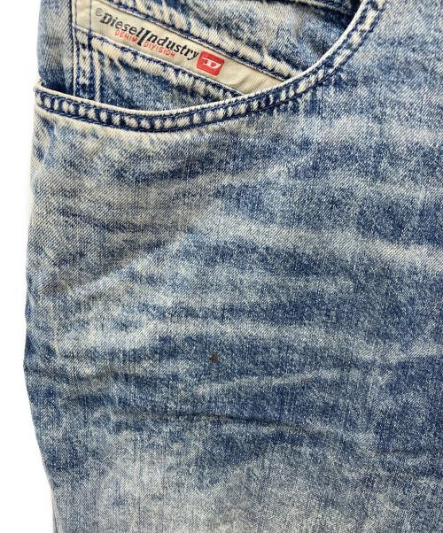 DIESEL（ディーゼル）DIESEL (ディーゼル) デニムパンツ ブルー サイズ:30の古着・服飾アイテム