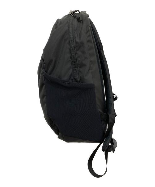 Patagonia（パタゴニア）Patagonia (パタゴニア) Atom Daypack 24L ブラックの古着・服飾アイテム