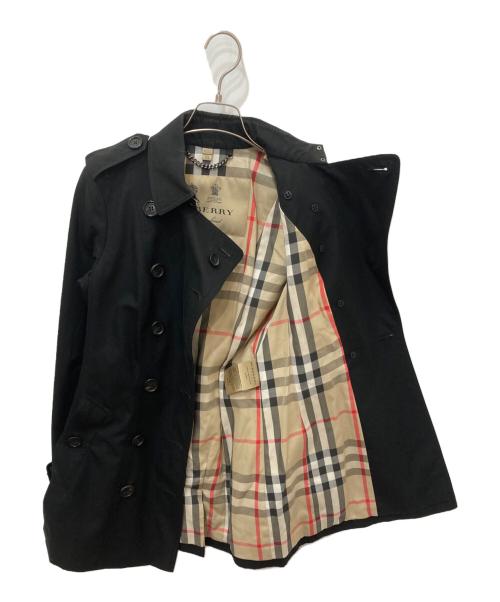 BURBERRY（バーバリー）BURBERRY (バーバリー) ショートトレンチコート ブラック サイズ:38の古着・服飾アイテム
