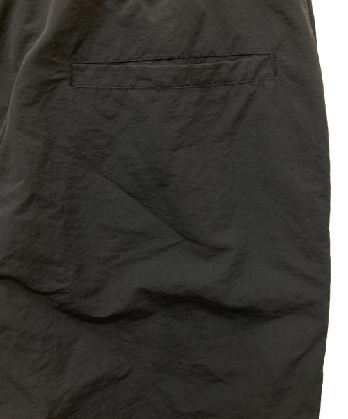 FRED PERRY（フレッドペリー）FRED PERRY (フレッドペリー) 別注Shell Pants ネイビー サイズ:Sの古着・服飾アイテム