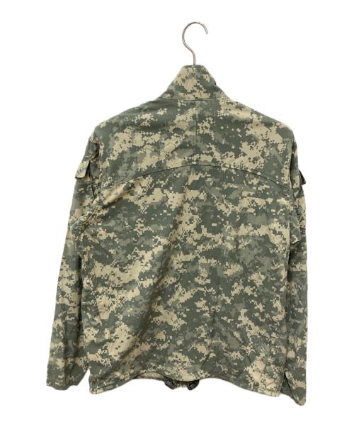 US ARMY（ユーエスアーミー）US ARMY (ユーエスアーミー) ECWCS GEN III LEVEL 4  ソフトシェルジャケット カーキ サイズ:Sの古着・服飾アイテム