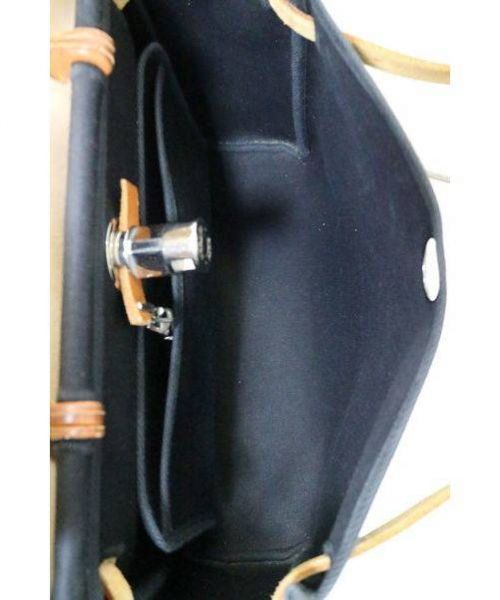 HERMES（エルメス）HERMES (エルメス) ショルダーバッグ ブラック×ベージュ □D(2000年製造) エールバッグPMの古着・服飾アイテム