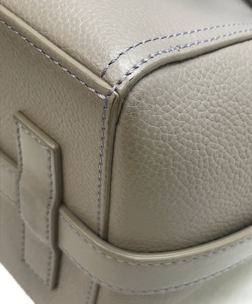 J&M DAVIDSON（ジェイ＆エム デヴィッドソン）J&M DAVIDSON (ジェイ＆エム デヴィッドソン) スモールトンショルダーバッグ グレーの古着・服飾アイテム