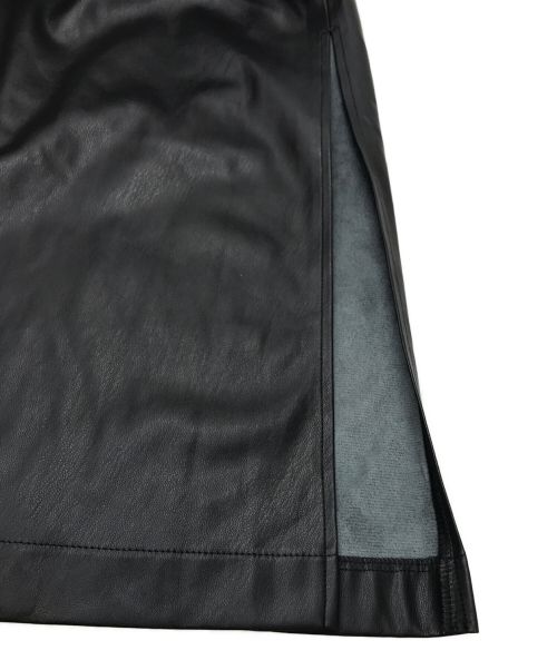 CITYSHOP（シティショップ）CITYSHOP (シティショップ) FAUX LEATHER DRESS 2：ワンピース（フェイクレザードレス） ブラック サイズ:36 未使用品の古着・服飾アイテム