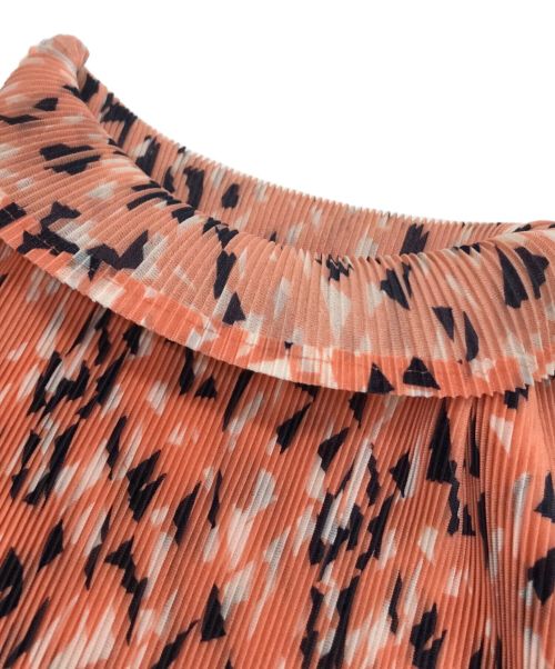 PLEATS PLEASE ISSEY MIYAKE（プリーツプリーズ イッセイミヤケ）PLEATS PLEASE ISSEY MIYAKE (プリーツプリーズ イッセイミヤケ) SPRINKLE MIST オレンジ サイズ:3の古着・服飾アイテム