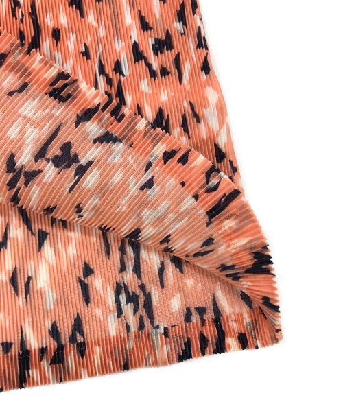 PLEATS PLEASE ISSEY MIYAKE（プリーツプリーズ イッセイミヤケ）PLEATS PLEASE ISSEY MIYAKE (プリーツプリーズ イッセイミヤケ) SPRINKLE MIST オレンジ サイズ:3の古着・服飾アイテム