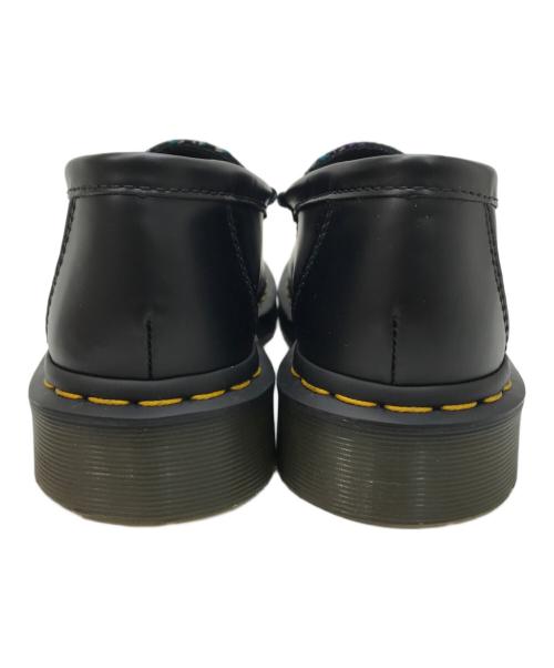 Dr.Martens（ドクターマーチン）Dr.Martens (ドクターマーチン) PENTON FLORAL JACQUARD LOAFERS ブラック×パープル サイズ:25cmの古着・服飾アイテム