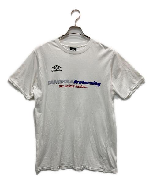 UMBRO（アンブロ）UMBRO (アンブロ) Diaspora Skateboards (ディアスポラスケートボードズ) プリントTシャツ ホワイト サイズ:Mの古着・服飾アイテム