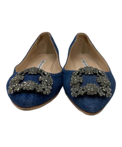 Manolo Blahnik（マノロブラニク）Manolo Blahnik (マノロブラニク) HANGISI デニムフラットパンプス ネイビー サイズ:34の古着・服飾アイテム
