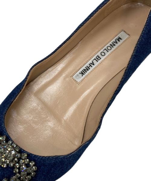 Manolo Blahnik（マノロブラニク）Manolo Blahnik (マノロブラニク) HANGISI デニムフラットパンプス ネイビー サイズ:34の古着・服飾アイテム