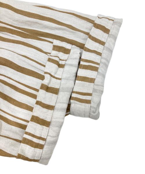 6(ROKU) BEAUTY&YOUTH（ロク ビューティーアンドユース）6(ROKU) BEAUTY&YOUTH (ロク ビューティーアンドユース) STRIPE PRINT SHORT SLEEVE SHIRT/シャツ ホワイト×ブラウン サイズ:38の古着・服飾アイテム