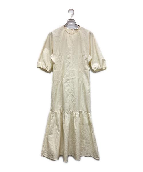 ASTRAET（アストラット）ASTRAET (アストラット) ピンタック パフスリーブ ワンピース アイボリーの古着・服飾アイテム